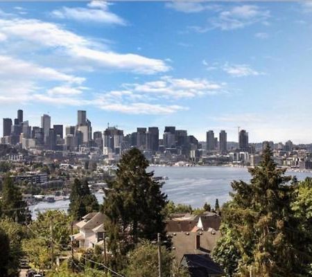 Rooftop Patio With Waterview, Private Garden & Grill 3Br 3Ba- Modern Cityscape Seattle Exterior photo