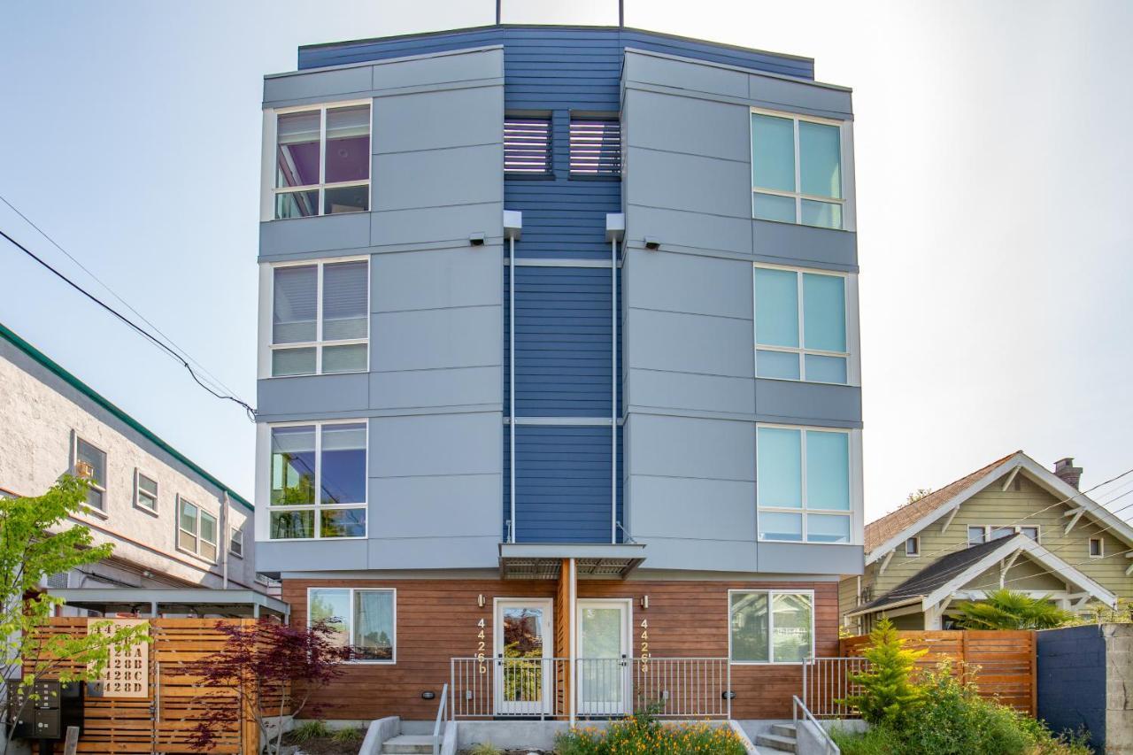 Rooftop Patio With Waterview, Private Garden & Grill 3Br 3Ba- Modern Cityscape Seattle Exterior photo